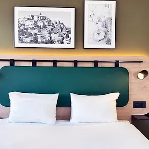 https://campanile-bollene.fr-provencehotel.com