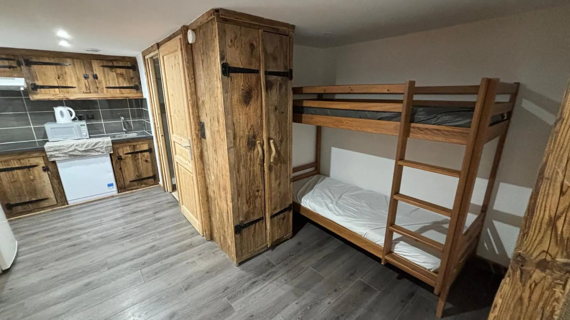 Chalet Alpina Residence Val Claret Tignes 0*,  France